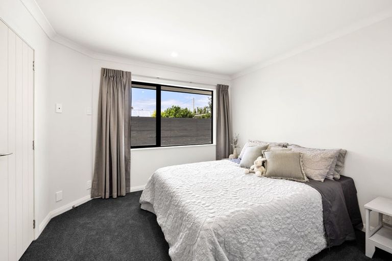 Photo of property in 1 Douglas Street, Hawera, 4610