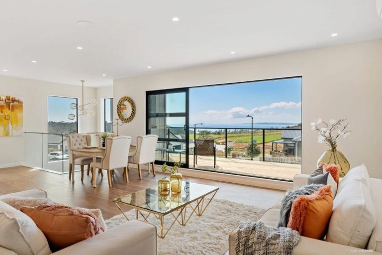 Photo of property in 13 Pacific Heights Road, Orewa, 0931