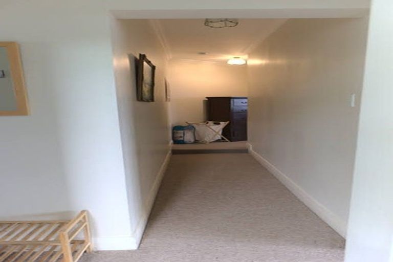 Photo of property in 93 Townsend Road, Miramar, Wellington, 6022