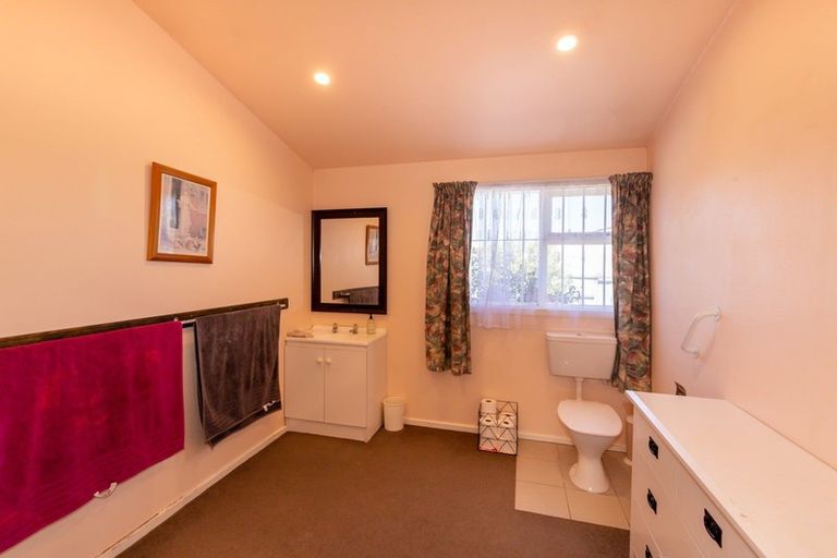 Photo of property in 71a Maces Road, Bromley, Christchurch, 8062