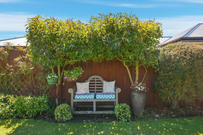 Photo of property in 23 Huntingdon Drive, Rangiora, 7400