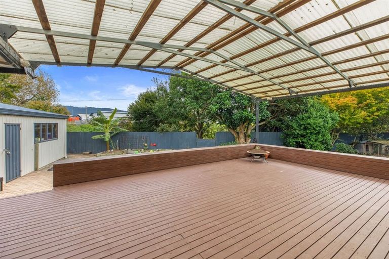 Photo of property in 12 Conifer Place, Te Puke, 3119