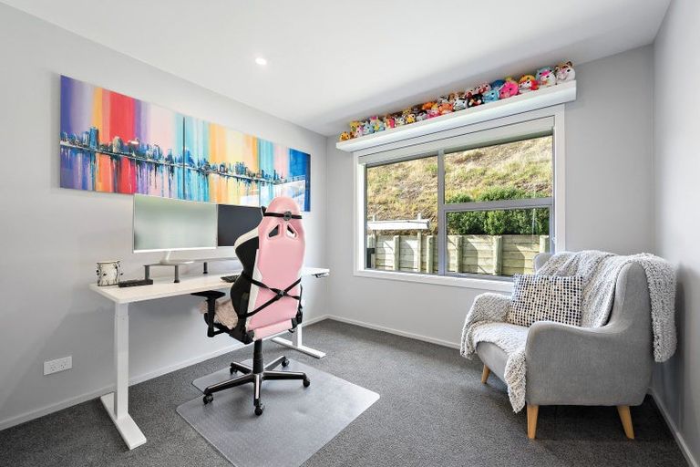 Photo of property in 88 Cedarwood Street, Woodridge, Wellington, 6037