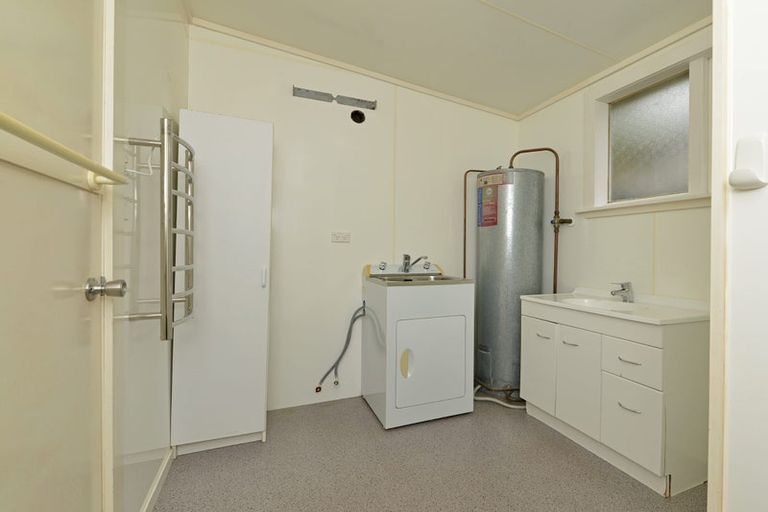 Photo of property in 113 Orangi Kaupapa Road, Northland, Wellington, 6012