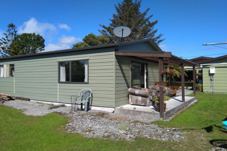 Photo of property in 21 Camerons Road, Camerons, Greymouth, 7805