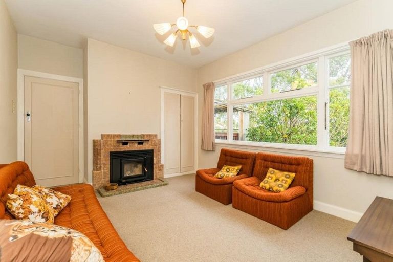 Photo of property in 74 Valley Road, Cashmere, Christchurch, 8022