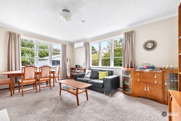 Photo of property in 31 Lockwood Crescent, Taita, Lower Hutt, 5011