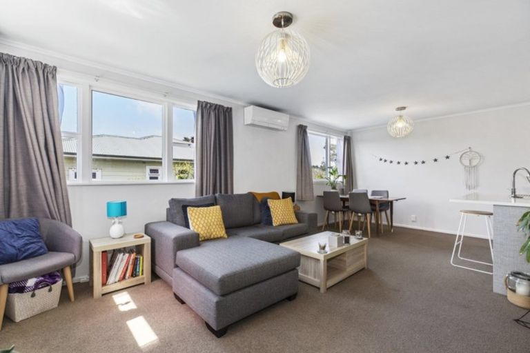 Photo of property in 1/7 Akehurst Avenue, New Lynn, Auckland, 0600