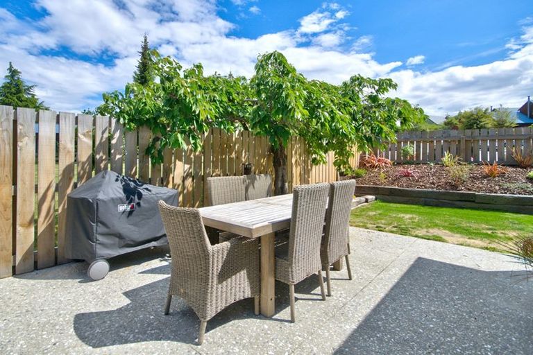 Photo of property in 16 Alta Place, Frankton, Queenstown, 9300