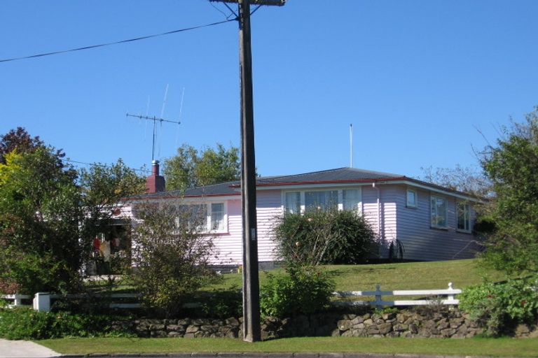 Photo of property in 10 Tee Street, Putaruru, 3411