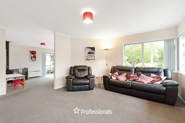 Photo of property in 7 Delaware Grove, Totara Park, Upper Hutt, 5018