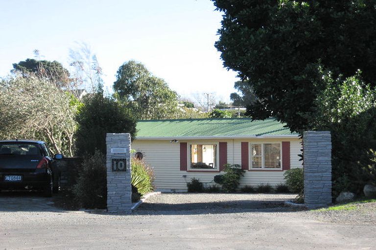 Photo of property in 10 Herbert Avenue, Raumati South, Paraparaumu, 5032