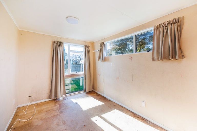 Photo of property in 18 Amberley Avenue, Westbrook, Palmerston North, 4412