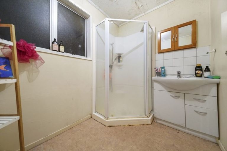 Photo of property in 198 Wordsworth Road, Manurewa, Auckland, 2102