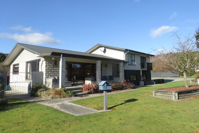 Photo of property in 13 Andersen Street, Reefton, 7830