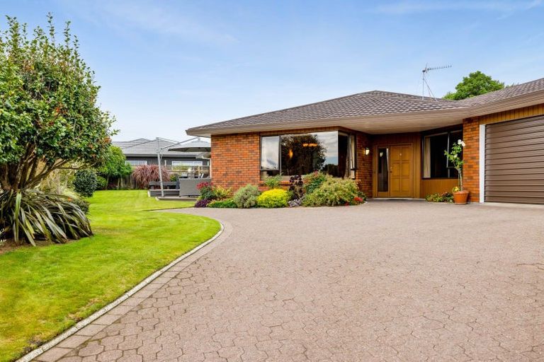 Photo of property in 3b Larsen Place, Merrilands, New Plymouth, 4312