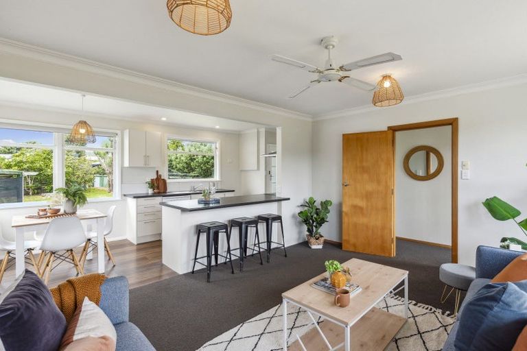 Photo of property in 40 Francis Road, Paraparaumu Beach, Paraparaumu, 5032