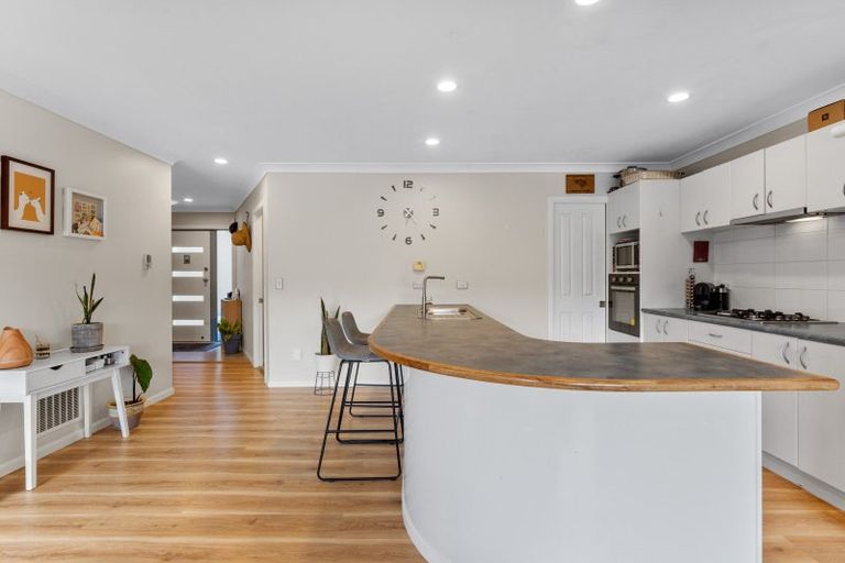 Photo of property in 22 Greenway Rise, Gulf Harbour, Whangaparaoa, 0930