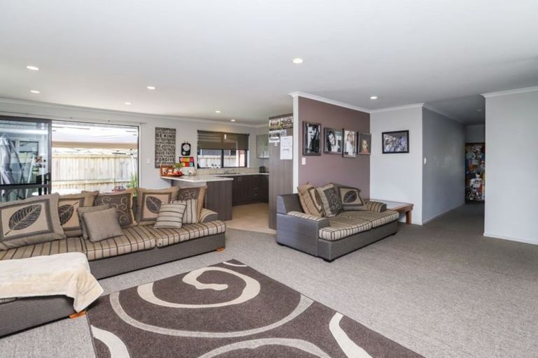 Photo of property in 2 Beckham Close, Grandview Heights, Hamilton, 3200