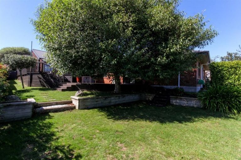 Photo of property in 24 Redwood Crescent, Hurdon, New Plymouth, 4310