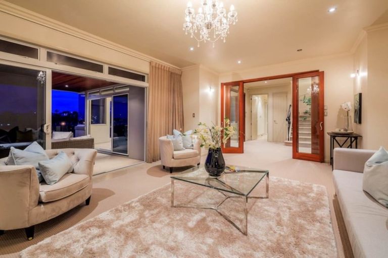 Photo of property in 72 Compass Way, Half Moon Bay, Auckland, 2012
