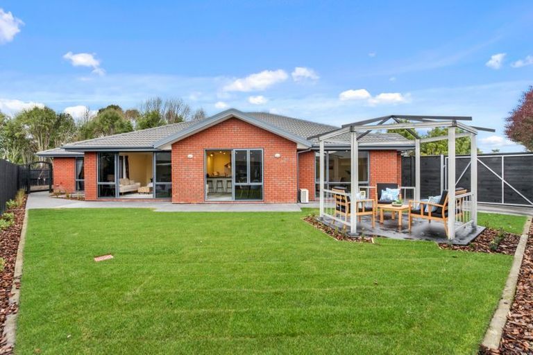 Photo of property in 6 Te Pihopa Way, Aidanfield, Christchurch, 8025