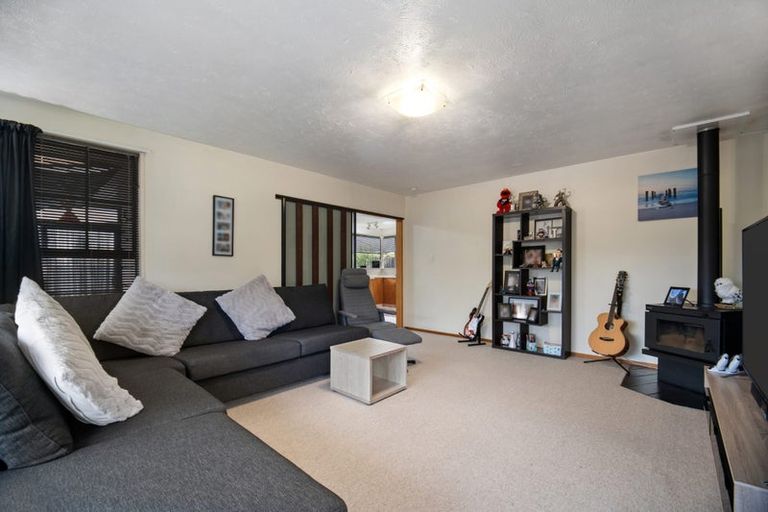 Photo of property in 14 Takaro Avenue, Sockburn, Christchurch, 8042