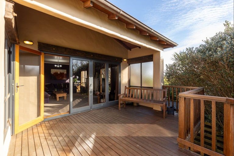 Photo of property in 445a Ruahine Street, Terrace End, Palmerston North, 4410