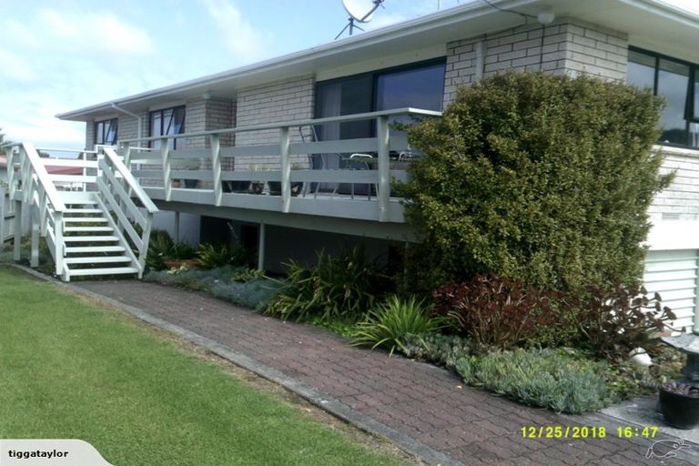 Photo of property in 4 Giles Way, Tanners Point, Katikati, 3177