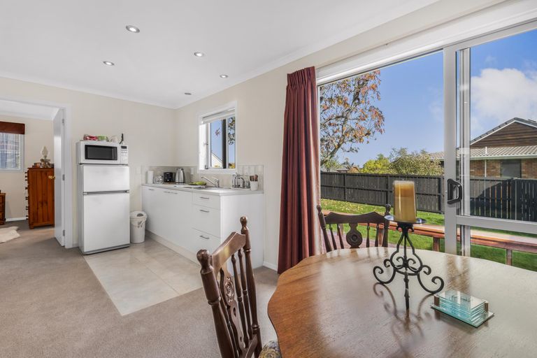 Photo of property in 20 Lemonwood Place, The Gardens, Auckland, 2105