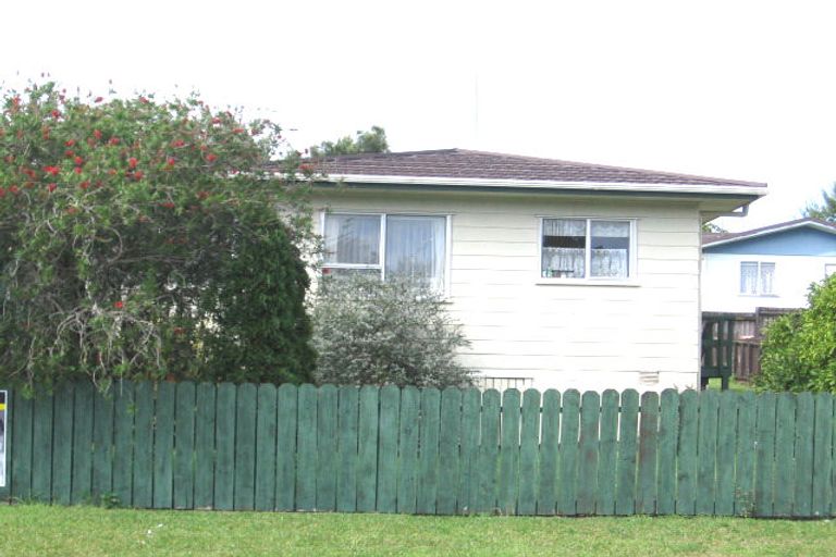 Photo of property in 45 Borich Road, Sunnyvale, Auckland, 0612