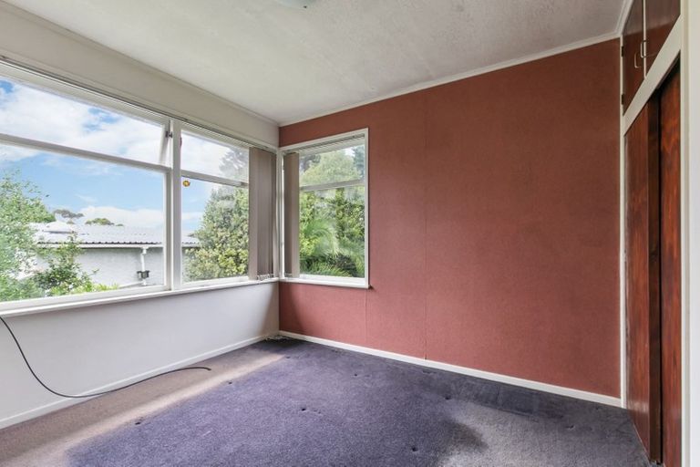 Photo of property in 2/16 Ramillies Place, Glenfield, Auckland, 0629