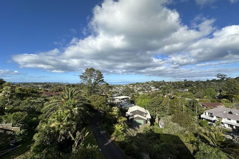 Photo of property in 557 East Coast Road, Browns Bay, Auckland, 0630