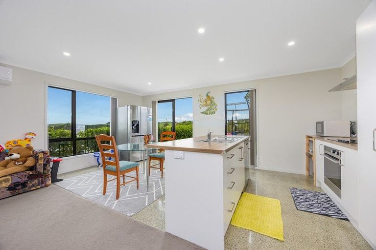 Photo of property in 1 Tuaraki Drive, Wellsford, 0900