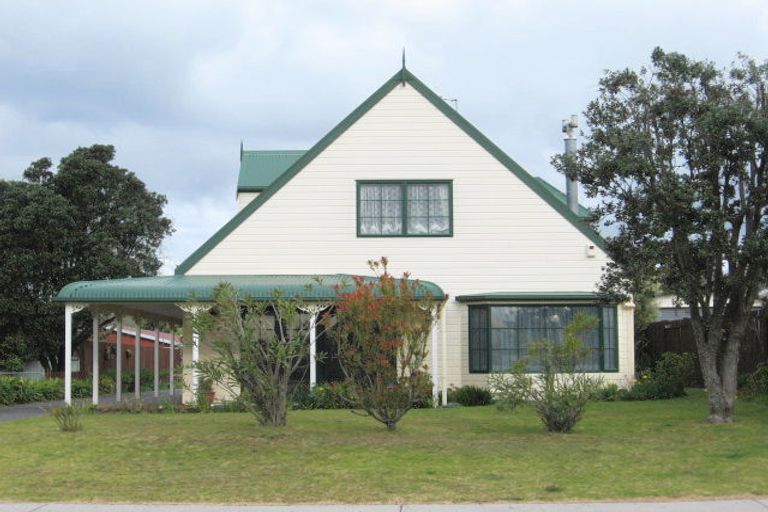 Photo of property in 119 Williamson Road, Whangamata, 3620