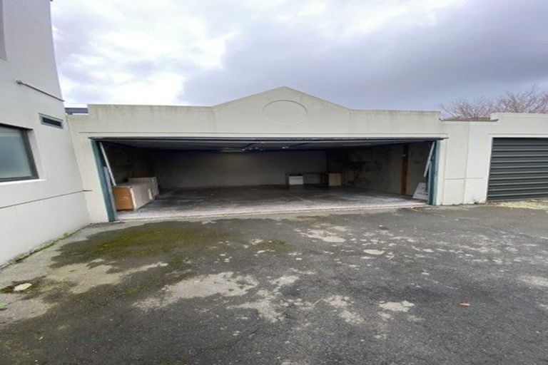 Photo of property in 2/20 Office Road, Merivale, Christchurch, 8014