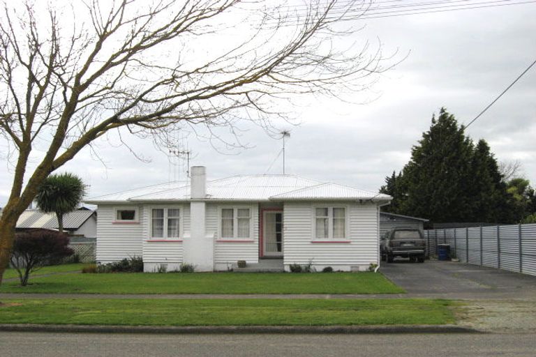 Photo of property in 11 Hereford Street, Levin, 5510