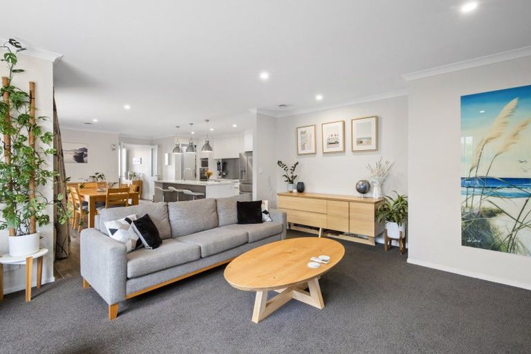 Photo of property in 15 Lydiard Place, Beachlands, Auckland, 2018