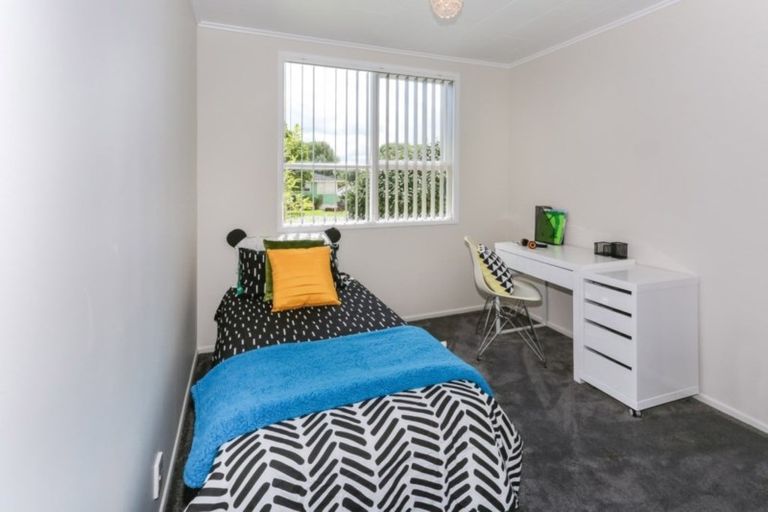 Photo of property in 8 Walden Place, Mangere East, Auckland, 2024