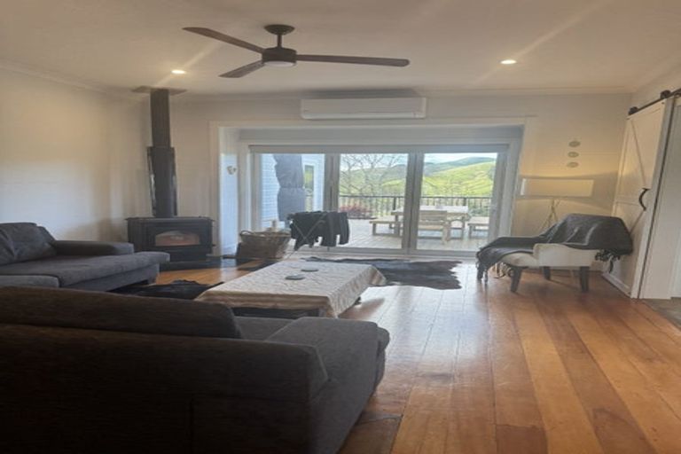 Photo of property in 1720 Waimarama Road, Waimarama, Havelock North, 4294