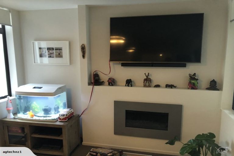 Photo of property in Vivaldi Apartments, 5/48 Marine Parade, Mount Maunganui, 3116