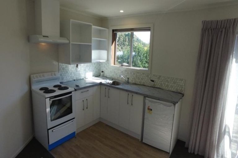 Photo of property in 9 Southberg Avenue, Frankton, Queenstown, 9300