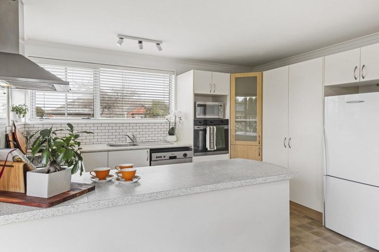 Photo of property in 94 Merrin Street, Avonhead, Christchurch, 8042