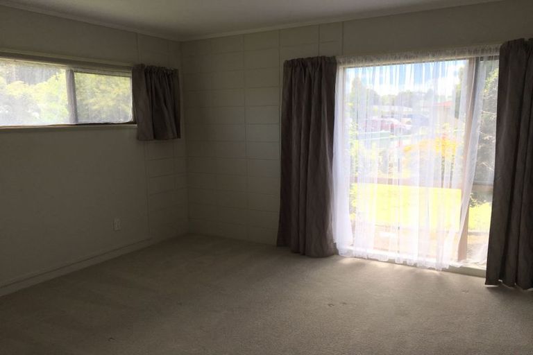 Photo of property in 24 Carlton Crescent, Te Kamo, Whangarei, 0112