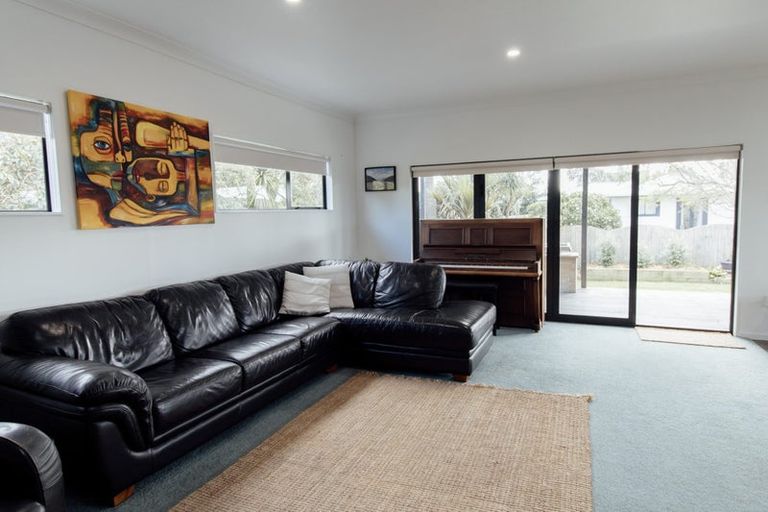 Photo of property in 24 Moir Street, Mangawhai, 0505