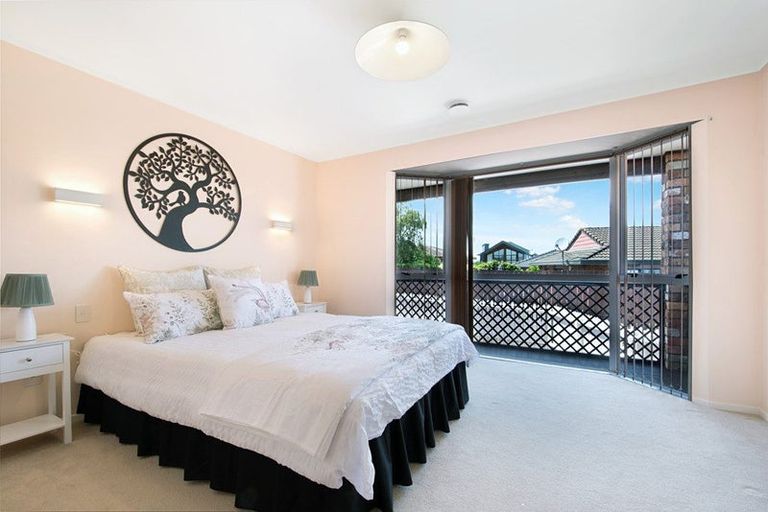 Photo of property in 3/73 Vintage Drive, Henderson, Auckland, 0612