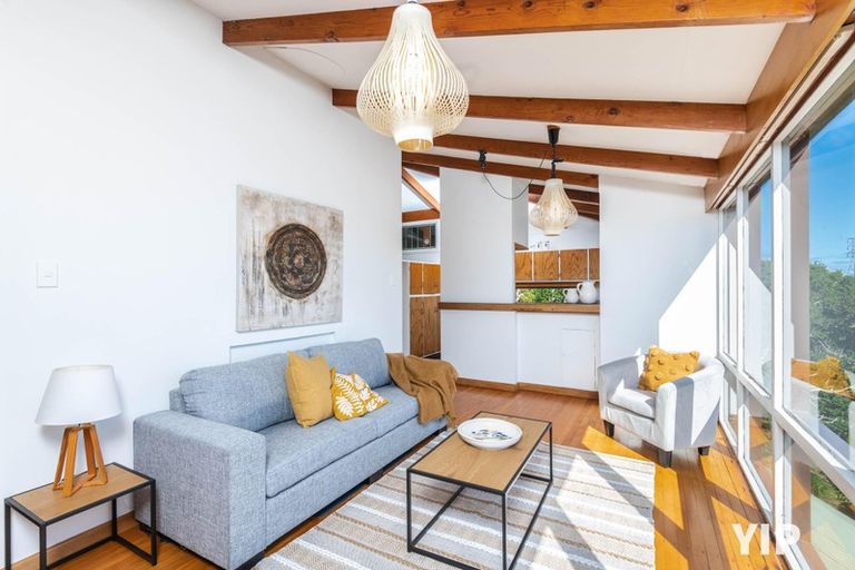 Photo of property in 89 Black Rock Road, Newlands, Wellington, 6037