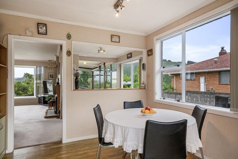Photo of property in 20 Sunnyview Drive, Brown Owl, Upper Hutt, 5018
