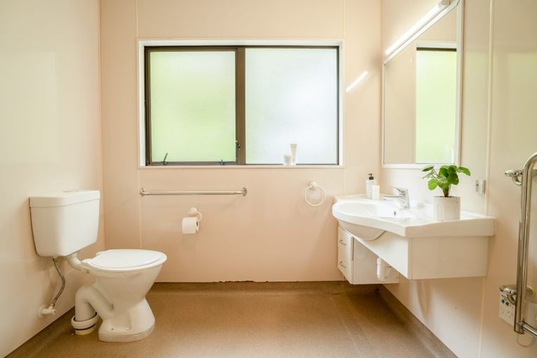 Photo of property in 171 Westchester Drive, Churton Park, Wellington, 6037