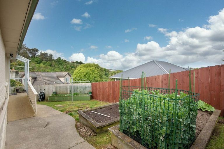 Photo of property in 1 Colquhoun Street, Glenross, Dunedin, 9011